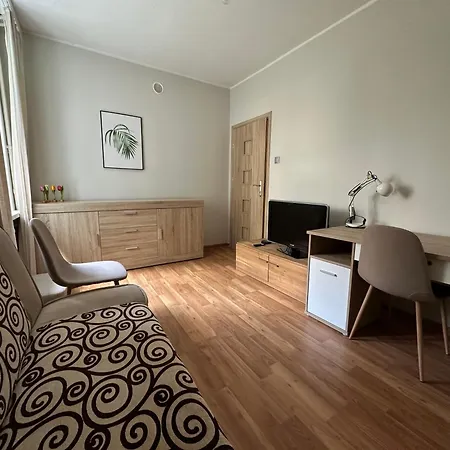 Apartment Komfortowy 3city Z Biurkiem Do Pracy Zdalnej W Gdyni By Renters Gdynia