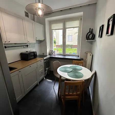 Komfortowy 3city Z Biurkiem Do Pracy Zdalnej W Gdyni By Renters *
