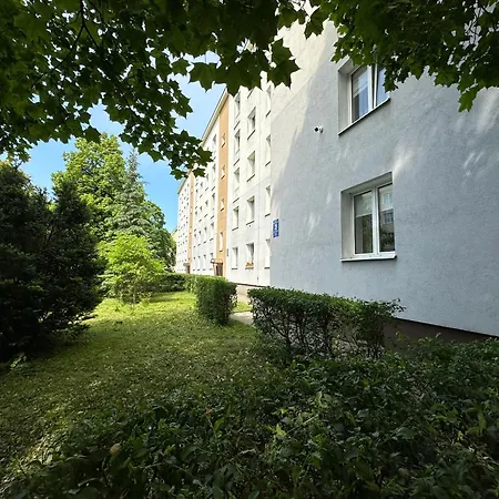 Apartment Komfortowy 3city Z Biurkiem Do Pracy Zdalnej W Gdyni By Renters